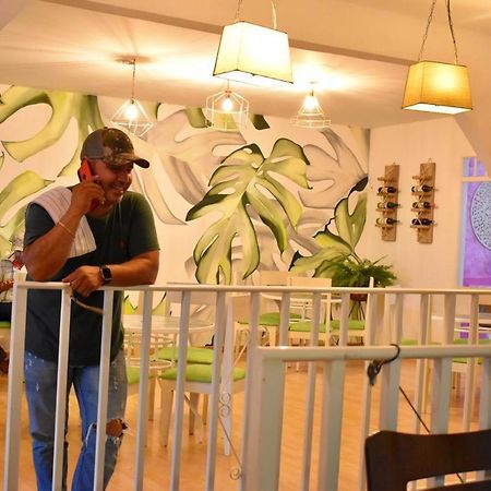 فندق Caicedoniaفي  Arbol Cafe المظهر الخارجي الصورة
